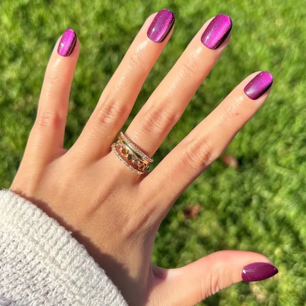 NWT Olive & June extra short press-on nails